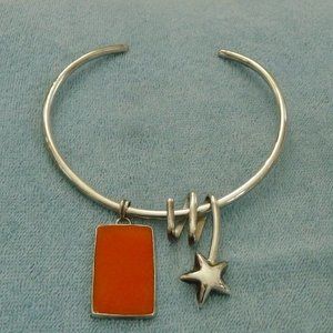 STERLING SILVER CHOKER NECKLACE WITH STAR AND ORANGE PENDANTS